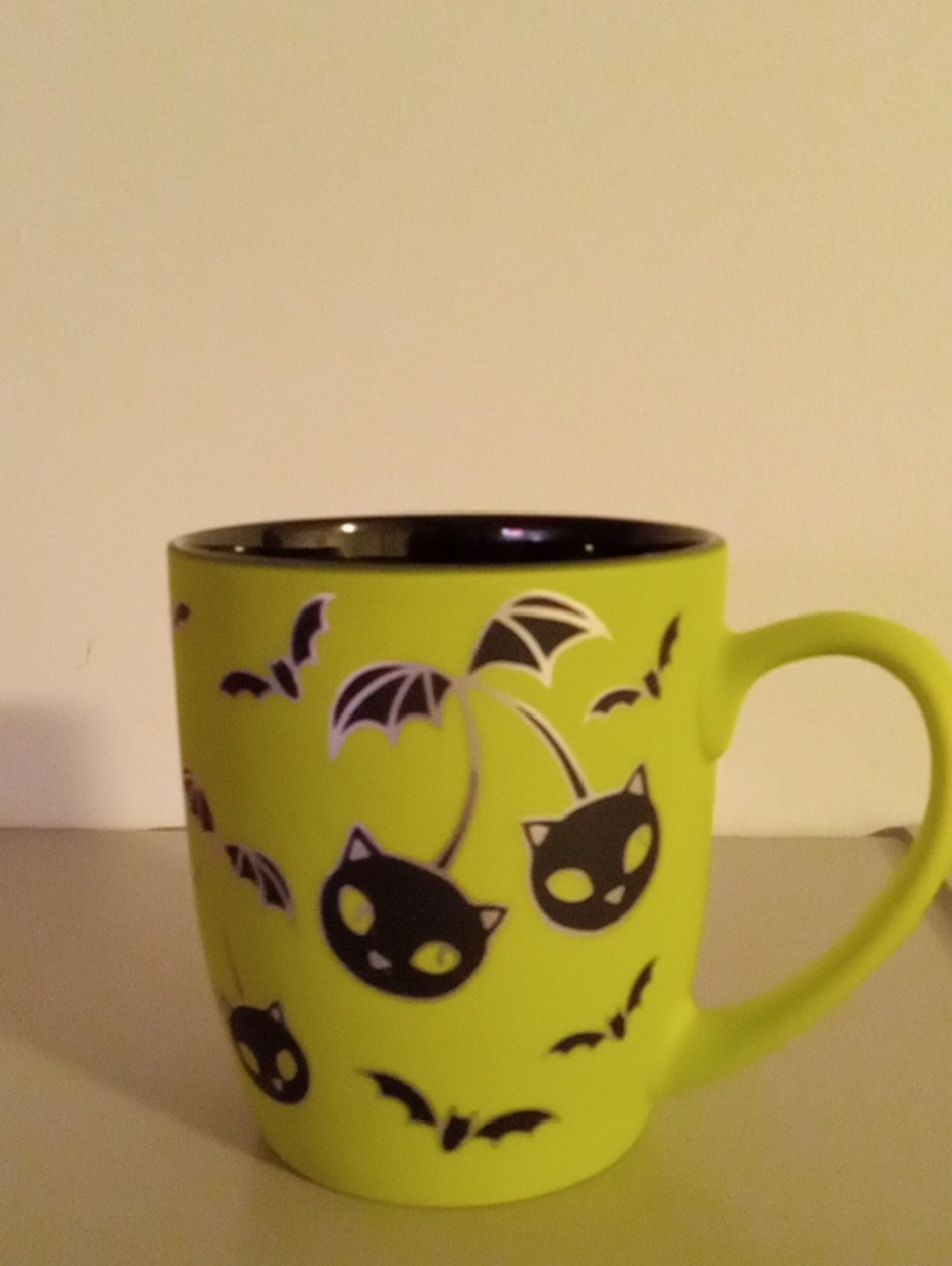 Cobwebs & Cauldrons Halloween Mug NWOTS